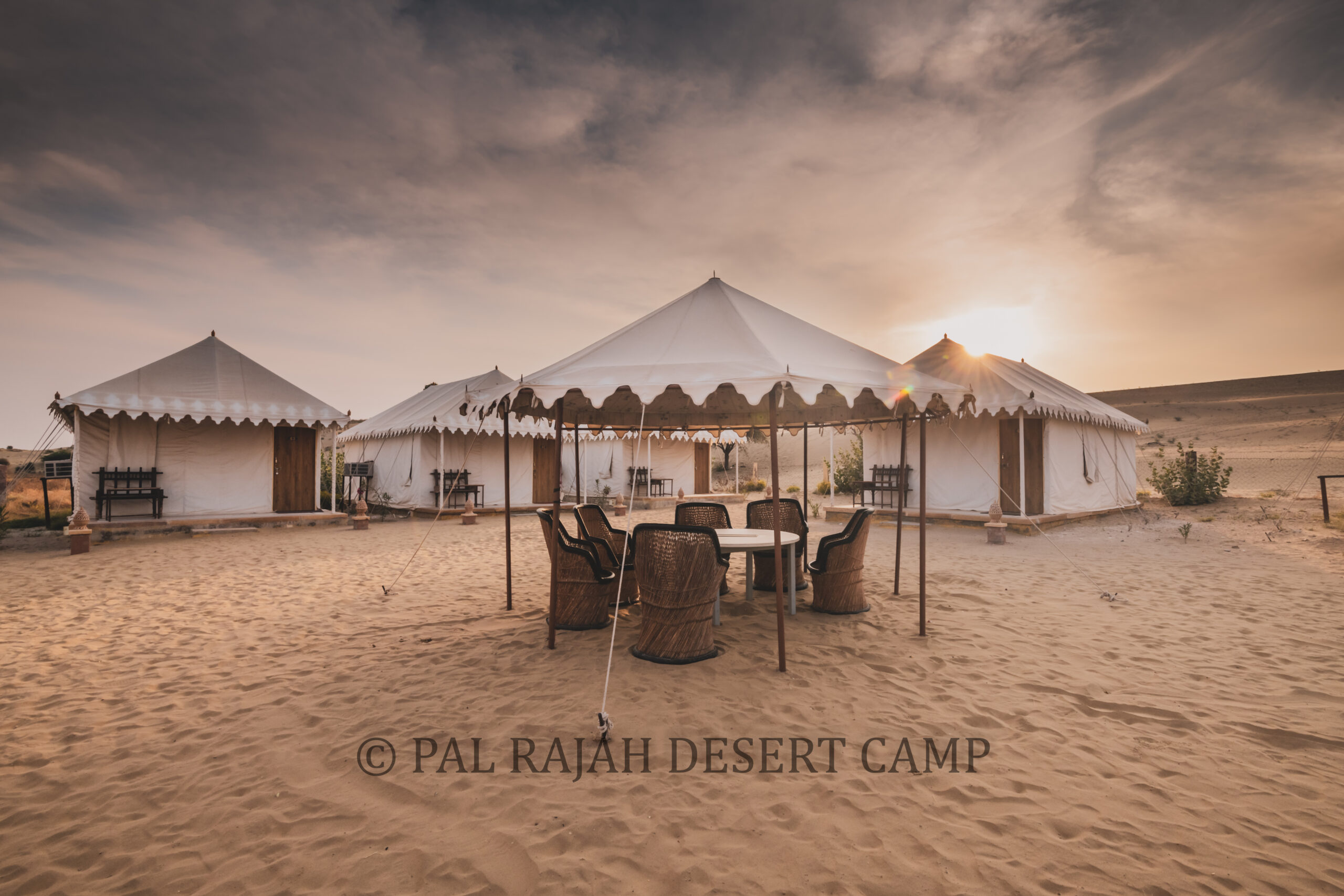 Pal Rajah Desert Camp Exterior (16)