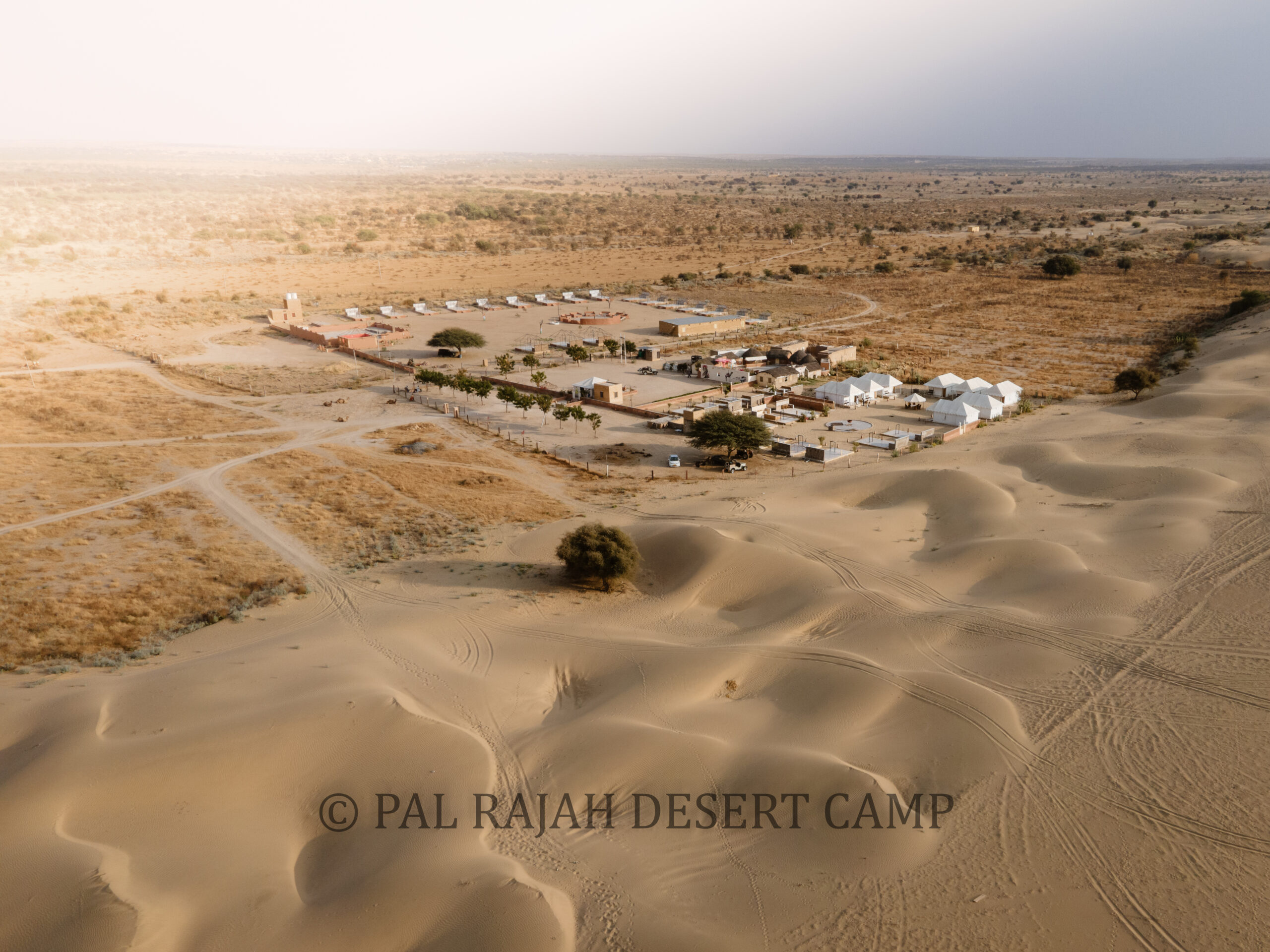 Pal Rajah Desert Camp Exterior (5)